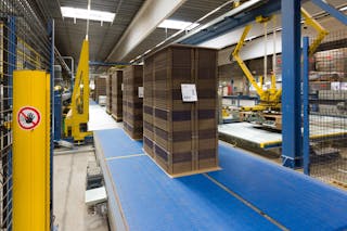 Palettenladestation und Leerpalettenroboter Palettenladestation und Leerpalettenroboter