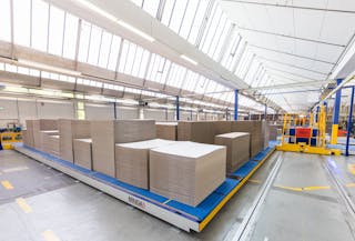 Area storage in front of converting machines